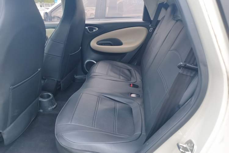 Used Wuling Bingo 2023 333 km Fast-Share Version Left Rear Seat