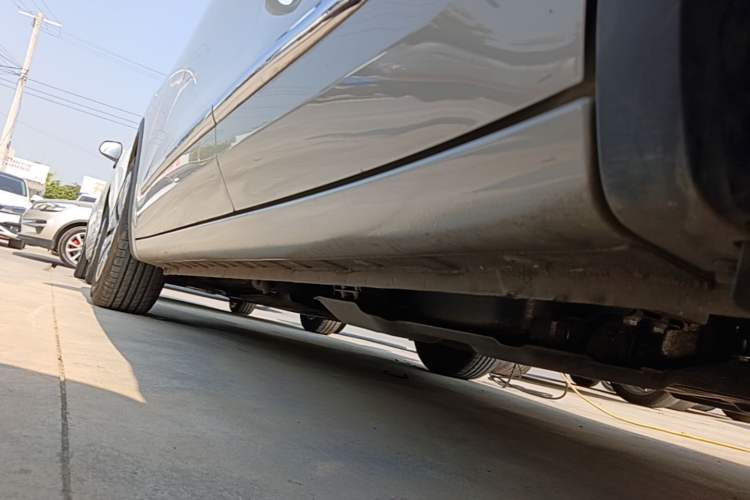 Used Wuling Bingo 2023 203km Comfort Edition Left Side Sill