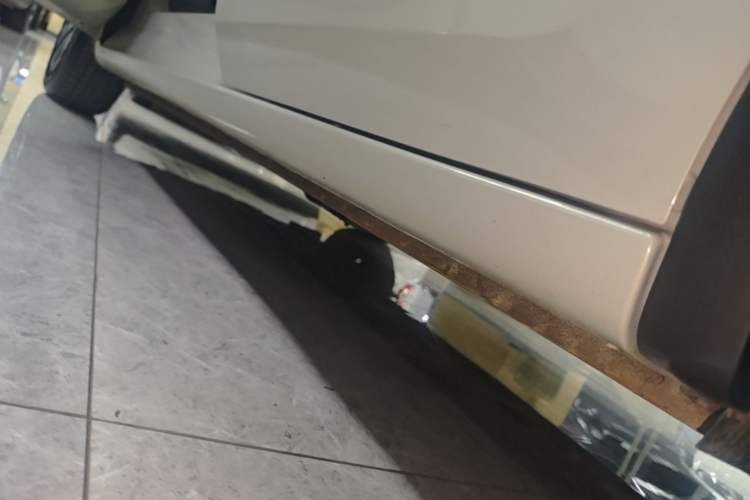 Used Wuling Bingo 2023 203km Comfort Edition Left Side Sill