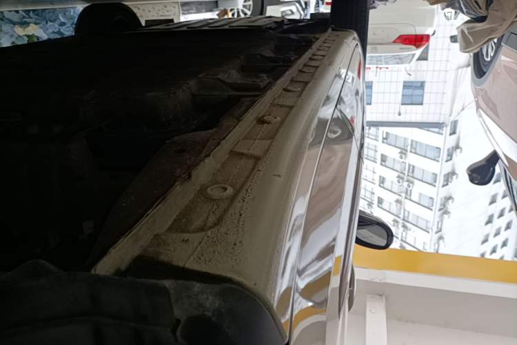 Used Wuling Bingo 2023 333 km Lingxi Connected Version Left Side Sill