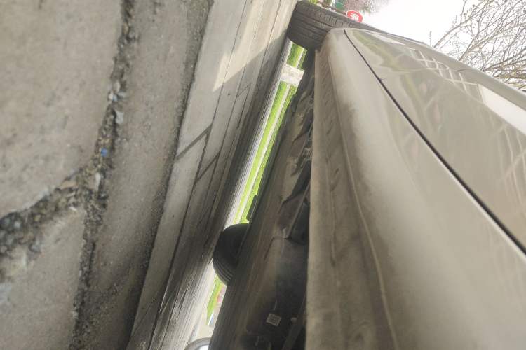 Used Wuling Bingo 2023 333 km Fast-Share Version Left Side Sill