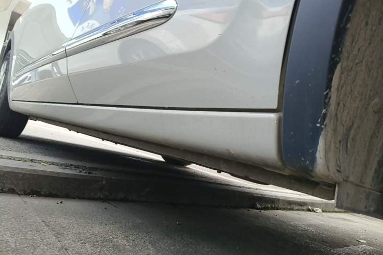 Used Wuling Bingo 2023 410 km Lingxi Deluxe Edition Left Side Sill