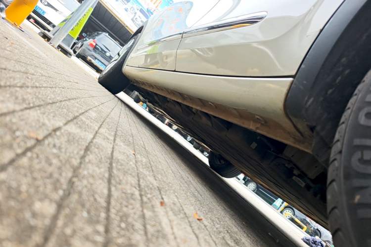 Used Wuling Bingo 2023 333 km Lingxi Connected+ Version Left Side Sill