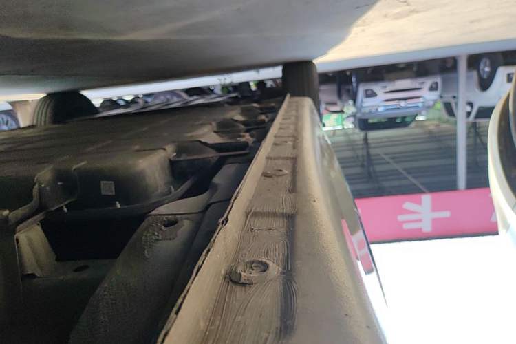 Used Wuling Bingo 2023 333 km Lingxi Connected+ Version Left Side Sill