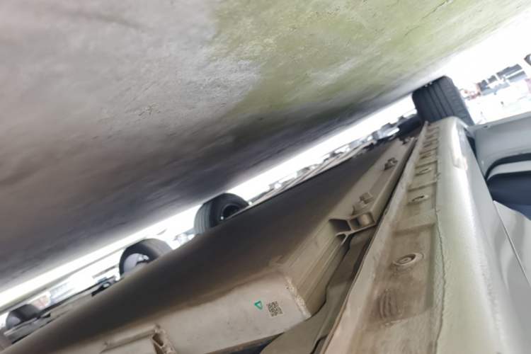 Used Wuling Bingo 2023 333 km Lingxi Connected Version Left Side Sill