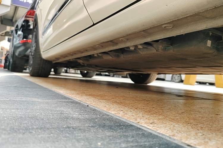Used Wuling Bingo 2023 333 km Lingxi Connected Version Left Side Sill