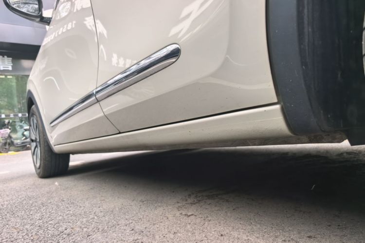 Used Wuling Bingo 2023 410 km Lingxi Deluxe Edition Left Side Sill