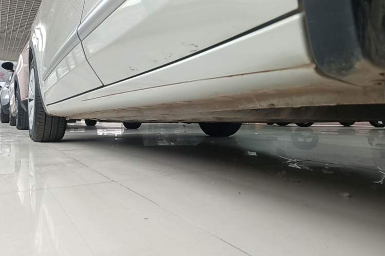 Used Wuling Bingo 2023 333 km Fast-Share Version Left Side Sill