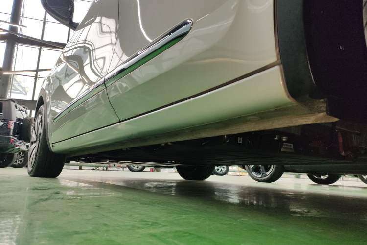 Used Wuling Bingo 2023 333 km Lingxi Connected+ Version Left Side Sill
