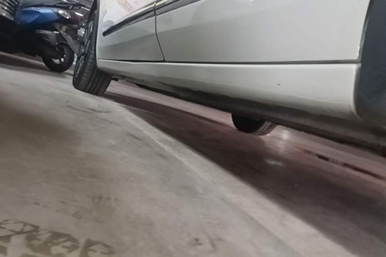 Used Wuling Bingo 2023 410 km Lingxi Deluxe Edition Left Side Sill