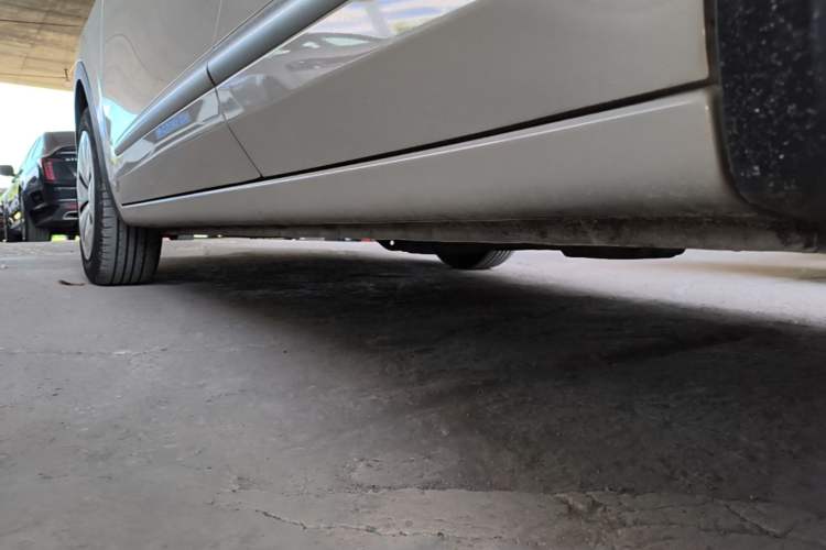 Used Wuling Bingo 2023 203km Light Edition Left Side Sill
