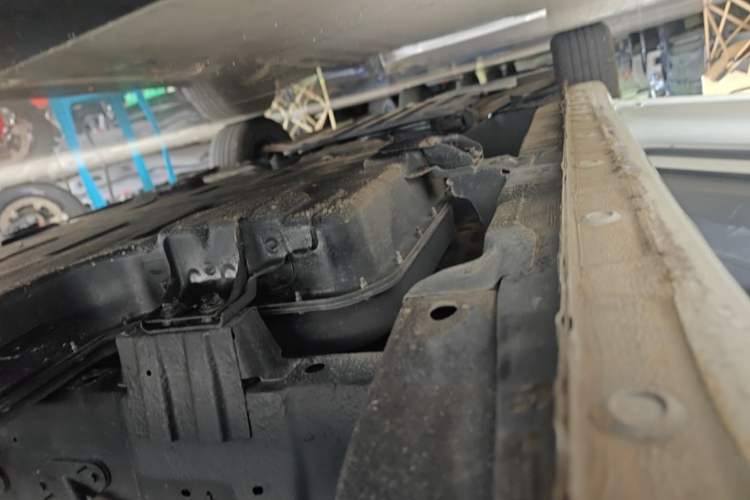 Used Wuling Bingo 2023 203km Light Edition Left Side Sill