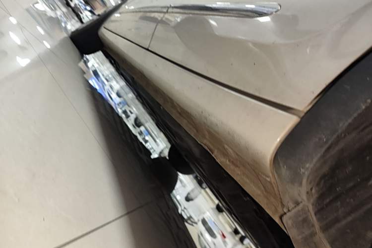 Used Wuling Bingo 2023 333 km Lingxi Connected+ Version Left Side Sill