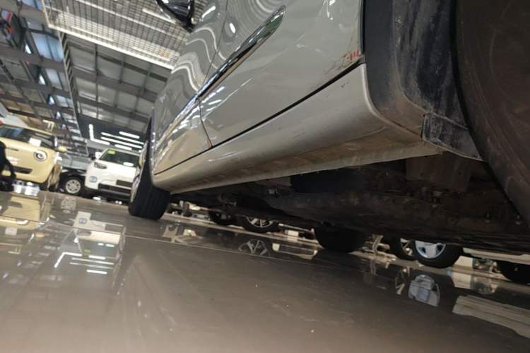 Used Wuling Bingo 2023 203km Comfort Edition Left Side Sill