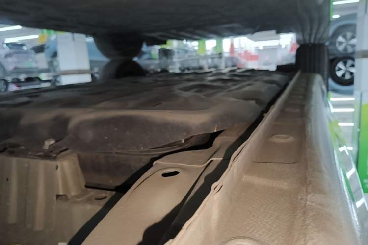 Used Wuling Bingo 2023 333 km Lingxi Connected Version Left Side Sill