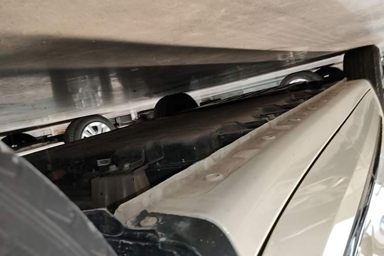 Used Wuling Bingo 2023 333 km Lingxi Connected Version Left Side Sill
