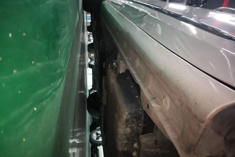 Used Wuling Bingo 2023 203km Comfort Edition Left Side Sill