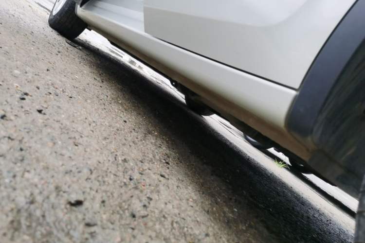 Used Wuling Bingo 2023 203km Light Edition Left Side Sill