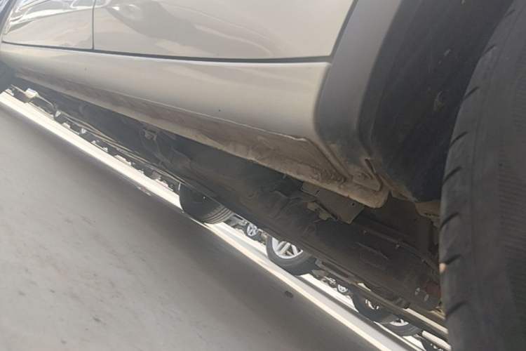 Used Wuling Bingo 2023 203km Comfort Edition Left Side Sill
