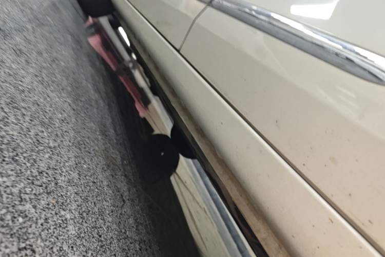 Used Wuling Bingo 2023 333 km Lingxi Connected+ Version Left Side Sill