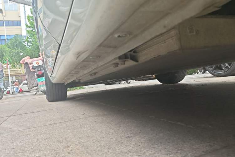 Used Wuling Bingo 2023 333 km Lingxi Connected Version Left Side Sill