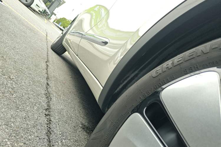 Used Wuling Bingo 2023 333 km Lingxi Connected+ Version Left Side Sill