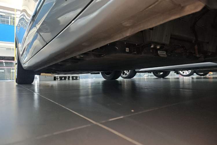 Used Wuling Bingo 2023 333 km Lingxi Connected Version Left Side Sill