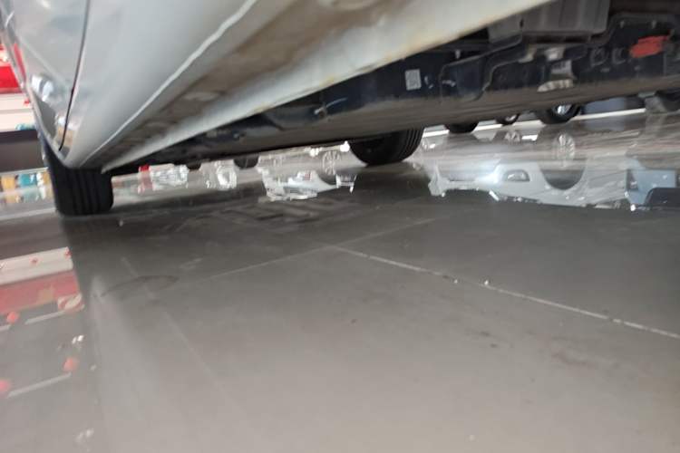 Used Wuling Bingo 2023 333 km Lingxi Connected+ Version Left Side Sill