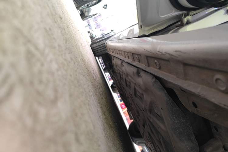 Used Wuling Bingo 2023 333 km Lingxi Connected Version Left Side Sill