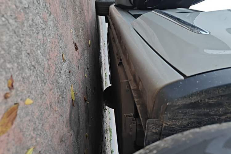 Used Wuling Bingo 2023 333 km Lingxi Connected Version Left Side Sill