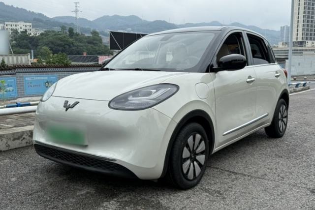Used Wuling Bingo 2023 410 km Lingxi Deluxe Edition