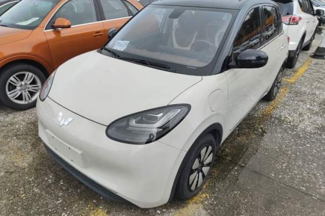 Ojetý Wuling Bingo 2023 410 km Lingxi Deluxe Edition