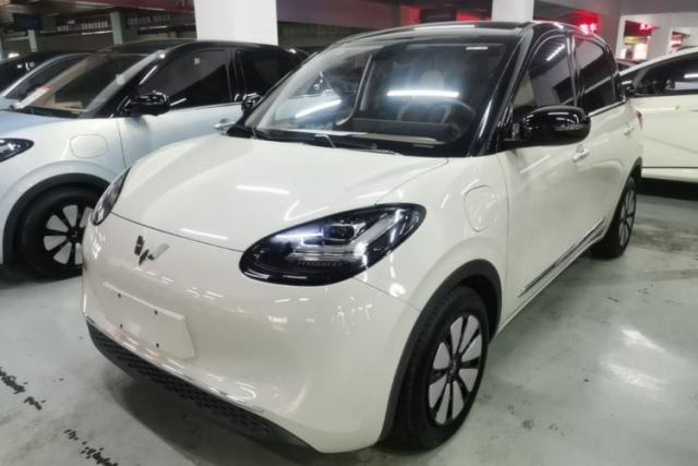 Used Wuling Bingo 2023 333 km Lingxi Connected+ Version