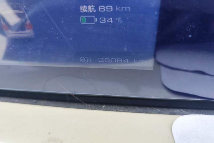 Used Wuling Bingo 2023 203km Comfort Edition Odometer Close Up