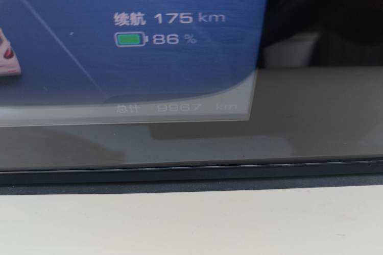 Used Wuling Bingo 2023 203km Comfort Edition Odometer Close Up
