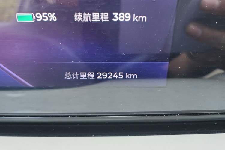 Used Wuling Bingo 2023 410 km Lingxi Deluxe Edition Odometer Close Up