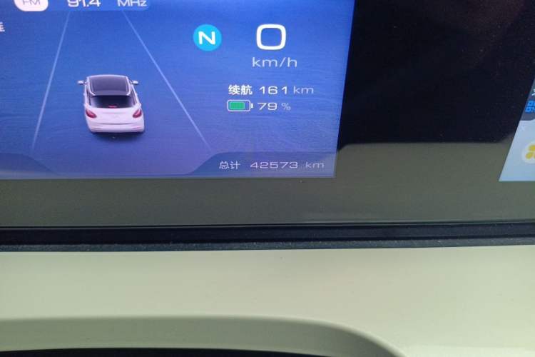 Used Wuling Bingo 2023 203km Comfort Edition Odometer Close Up