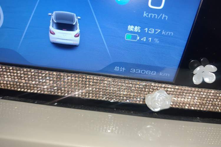 Used Wuling Bingo 2023 333km Enjoy+ Version Odometer Close Up