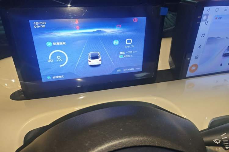 Used Wuling Bingo 2023 203km Light Edition Odometer Close Up