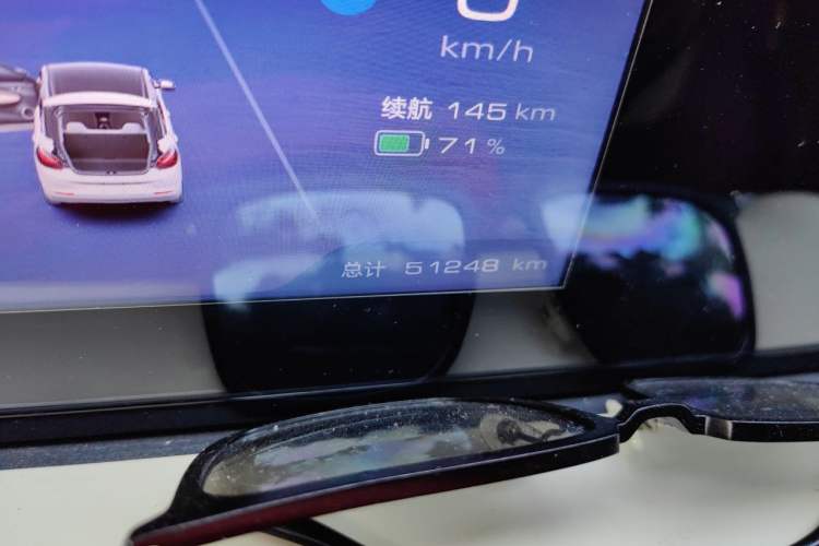 Used Wuling Bingo 2023 203km Comfort Edition Odometer Close Up
