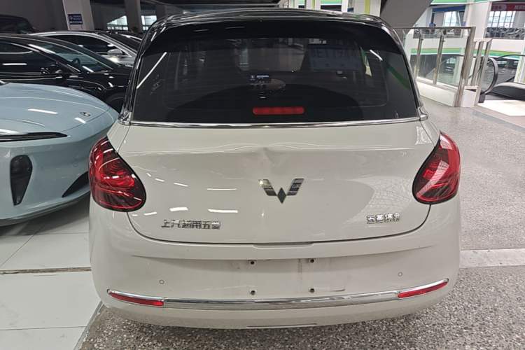Used Wuling Bingo 2023 410 km Lingxi Deluxe Edition Rear