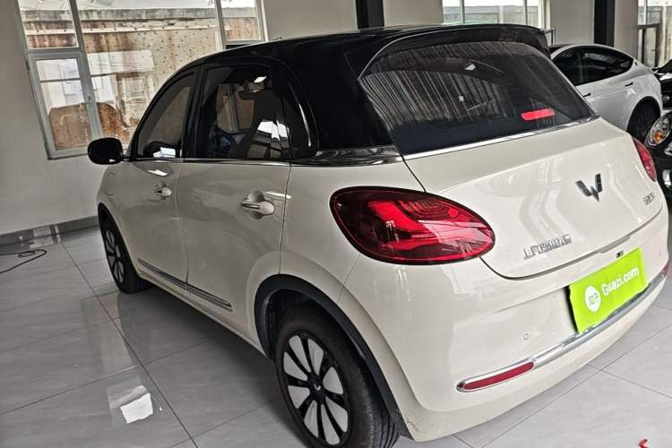 Used Wuling Bingo 2023 333 km Enjoyment Version Rear Left 45 Deg