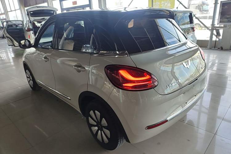 Used Wuling Bingo 2023 203km Comfort Edition Rear Left 45 Deg