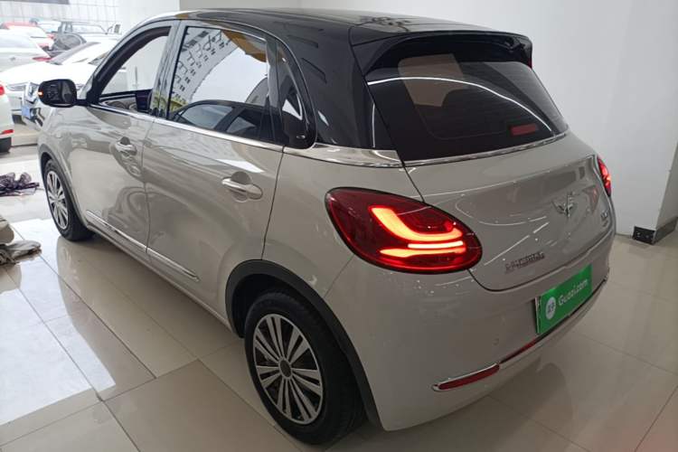 Used Wuling Bingo 2023 333 km Lingxi Connected Version Rear Left 45 Deg