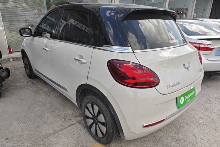 Used Wuling Bingo 2023 333 km Lingxi Connected Version Rear Left 45 Deg