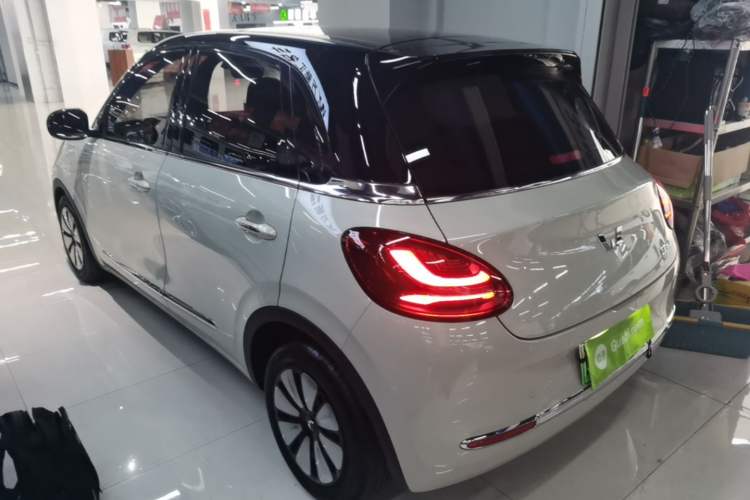 Used Wuling Bingo 2023 333 km Lingxi Connected Version Rear Left 45 Deg