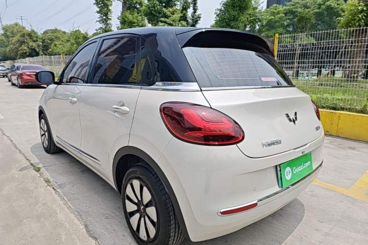 Used Wuling Bingo 2023 333 km Lingxi Connected+ Version Rear Left 45 Deg