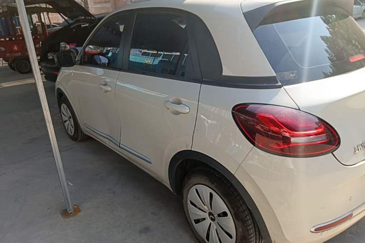 Used Wuling Bingo 2023 203km Light Edition Rear Left 45 Deg