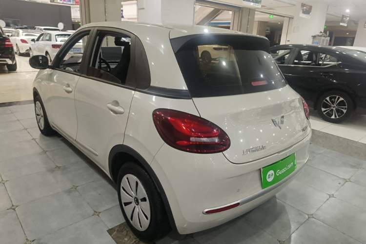 Used Wuling Bingo 2023 203km Light Edition Rear Left 45 Deg