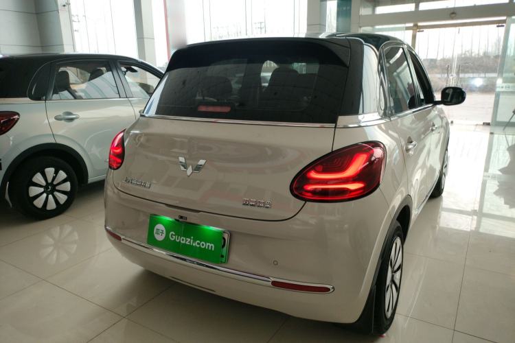 Used Wuling Bingo 2023 333 km Enjoyment Version Rear